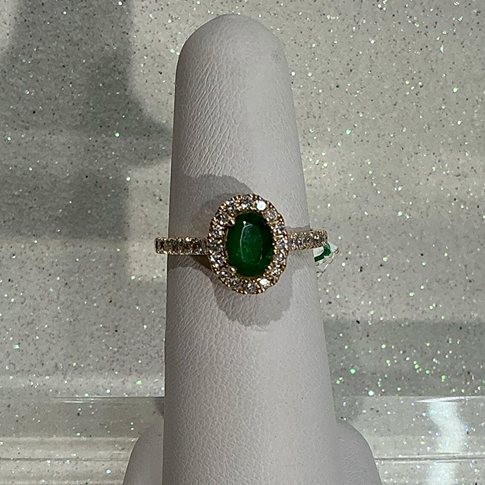 oval emerald ring